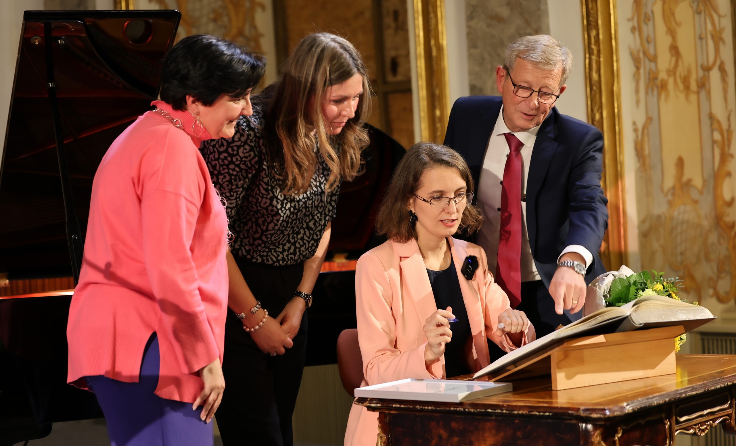 Sozialpreis-2025 vom Bezirk Schwaben Sozialpreis-2025 vom Bezirk Schwaben